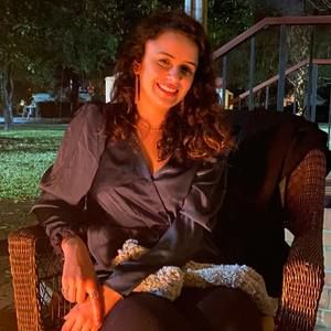 Meet your Posher, Vrindae